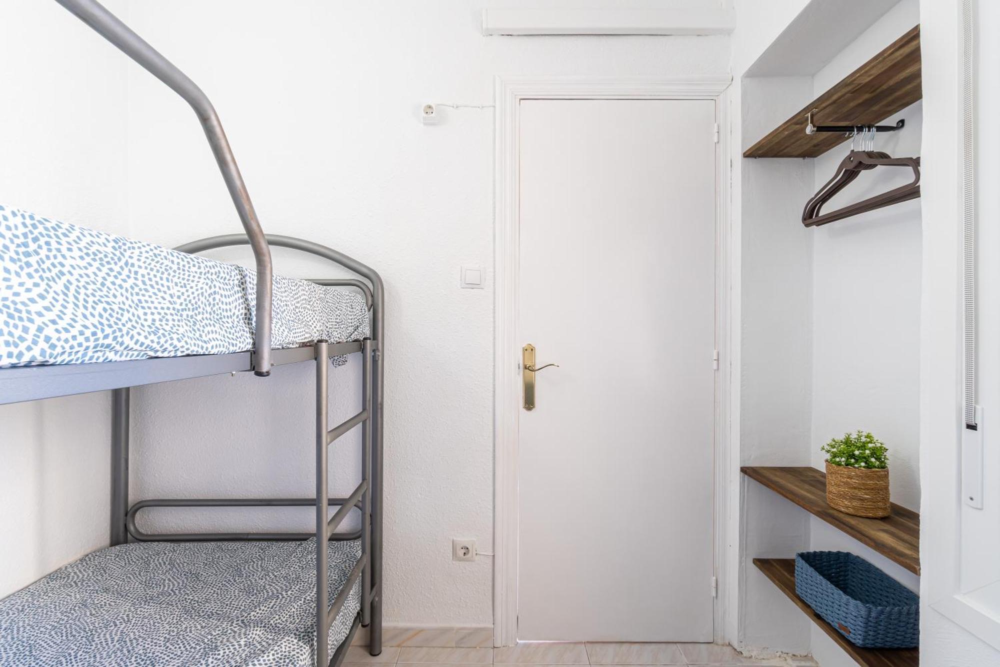 Coastal Paradise & Cozy Home With A 100M From The Beach! กัมบริลส์ ภายนอก รูปภาพ