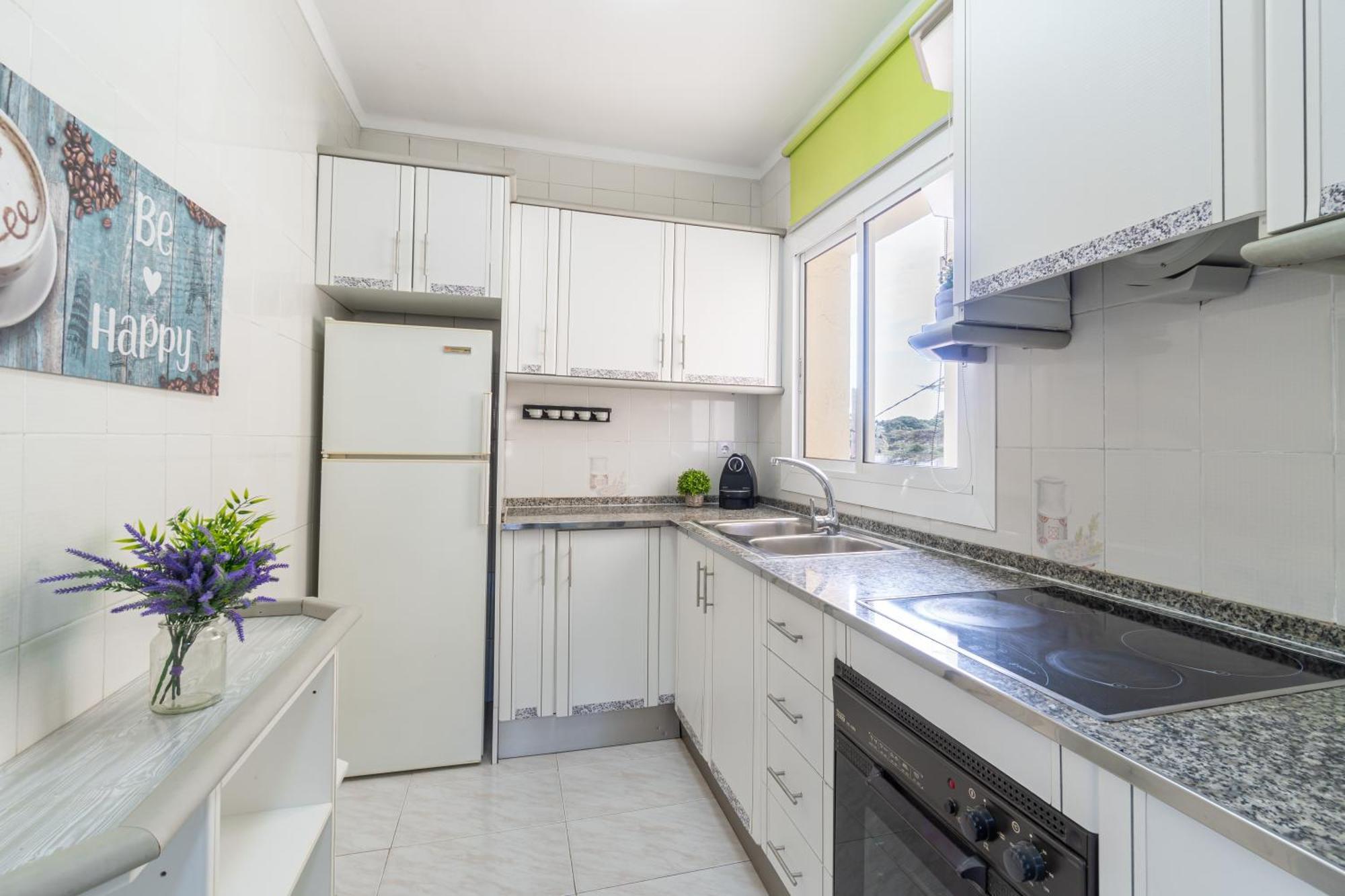 Coastal Paradise & Cozy Home With A 100M From The Beach! กัมบริลส์ ภายนอก รูปภาพ
