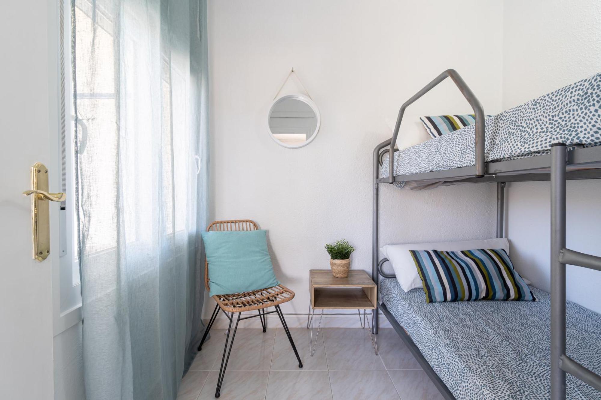 Coastal Paradise & Cozy Home With A 100M From The Beach! กัมบริลส์ ภายนอก รูปภาพ