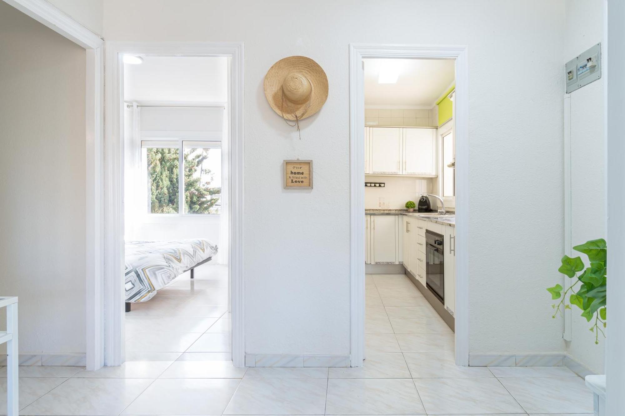 Coastal Paradise & Cozy Home With A 100M From The Beach! กัมบริลส์ ภายนอก รูปภาพ
