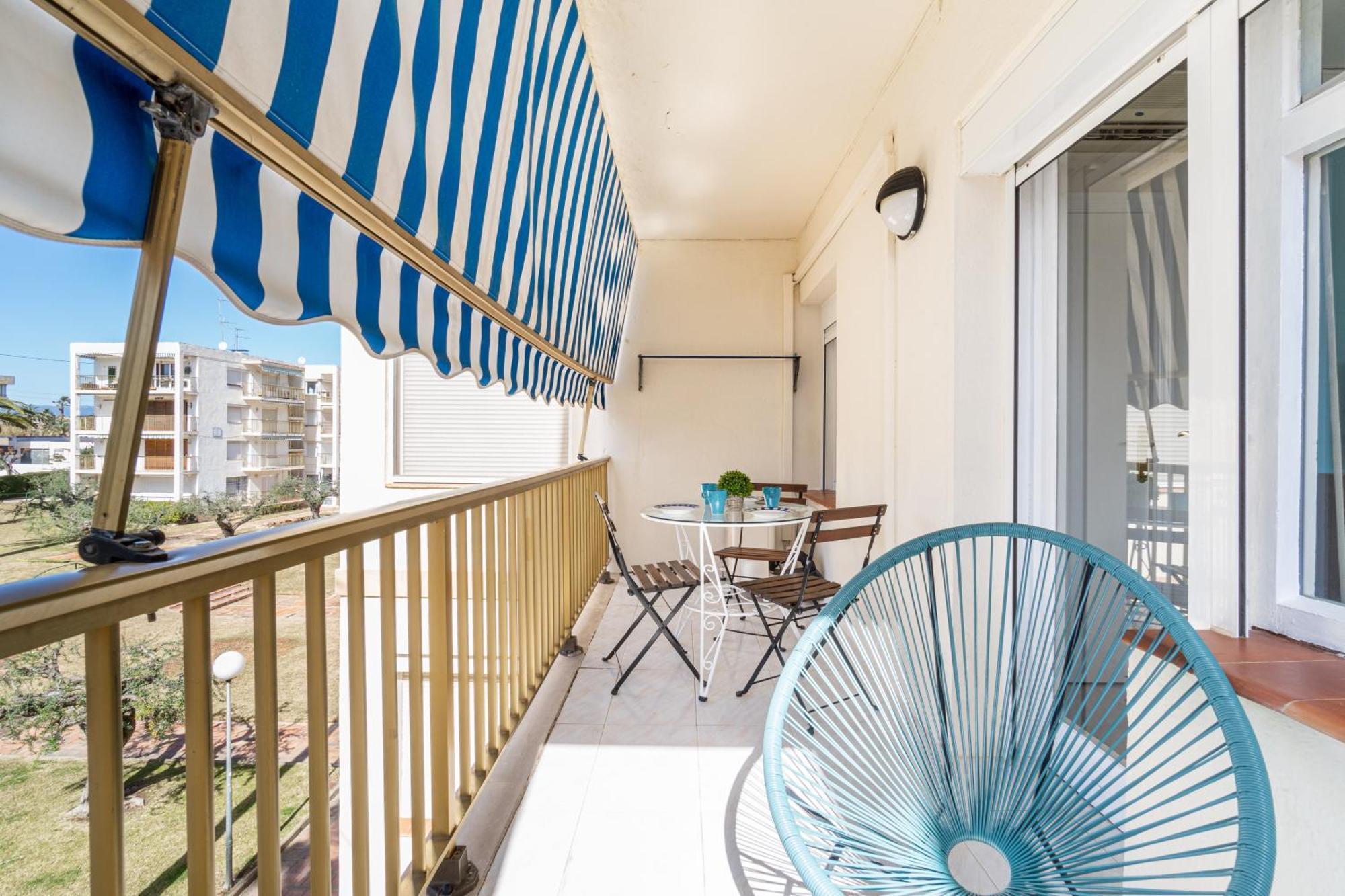 Coastal Paradise & Cozy Home With A 100M From The Beach! กัมบริลส์ ภายนอก รูปภาพ